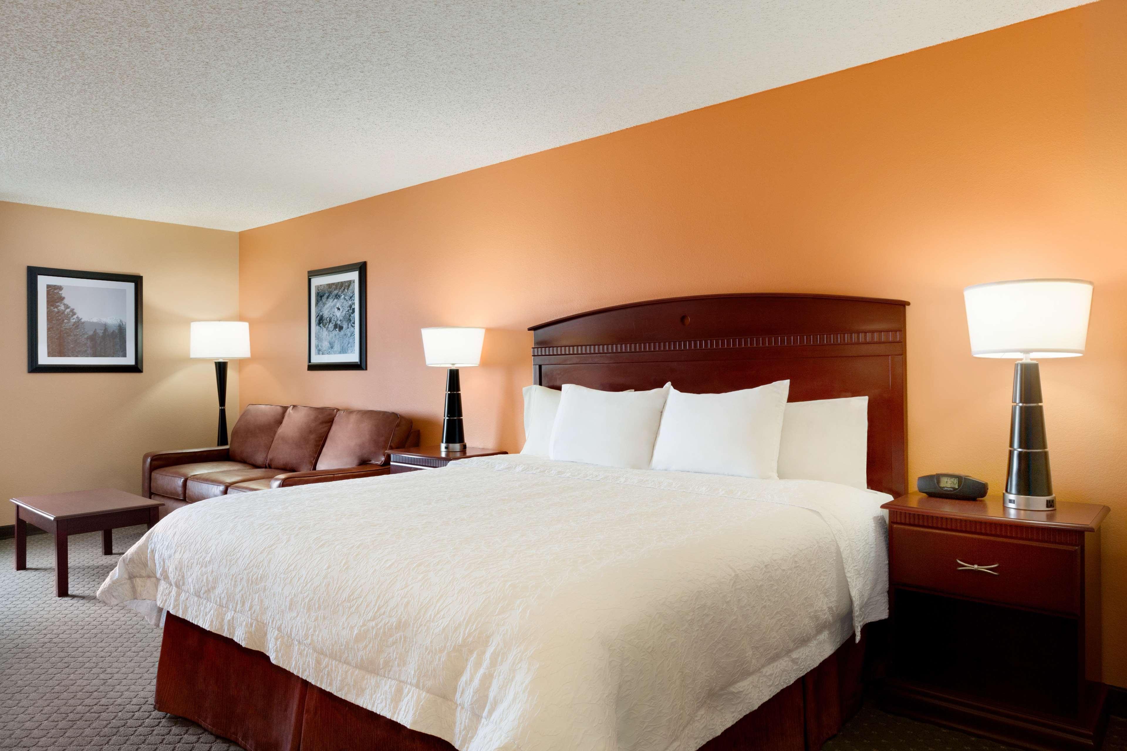 Hampton Inn Лонгмънт Екстериор снимка
